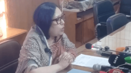 ব্রাহ্মণবাড়িয়া প্রেস ক্লাবে সংবাদ সম্মেলনে কথা বলছেন ব্যারিস্টার রুমিন ফারহানা। ছবি : সংগৃহীত