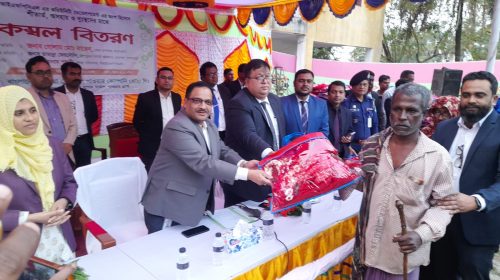 রামপালে বিআইএফপিসিএল’র উদ্যোগে ২ হাজার শীতার্তের মাঝে কম্বল বিতরণ