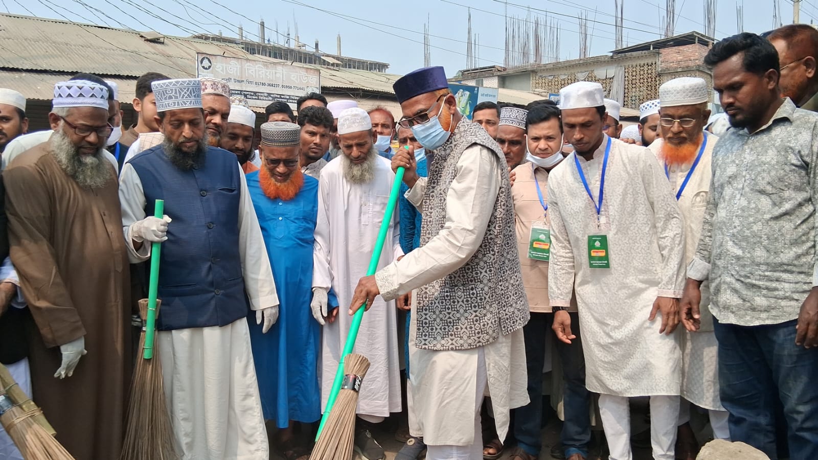 ঝাড়ু হাতে শুরু, স্বাস্থ্যখাতে জরুরি উদ্যোগ—মাঠে এমপি আব্দুল আলিম