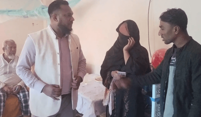 এক নারীর দুই স্বামী | ছবি : সংগৃহীত