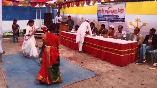 শরণখোলায় ক্লাসিক কিন্ডারগার্টেনে দুই দিনব্যাপী বার্ষিক ক্রীড়া ও সাংস্কৃতিক অনুষ্ঠান | ছবি : দৈনিক ইতিহাস