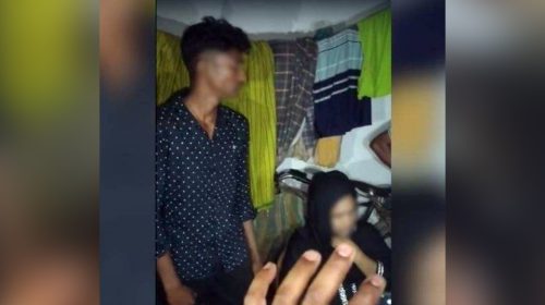 আলোচিত নানি-নাতি