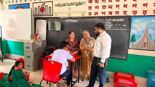 কালিয়াকৈরে স্কুল পরিদর্শনে ইউএনও, গুরুত্ব পেল শিক্ষার পরিবেশ